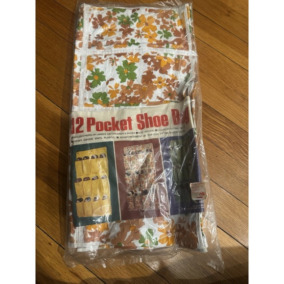 Vintage 12 Pocket Hanging Shoe Bag Quilted Flower Power Mod retro NEW 60s/70s